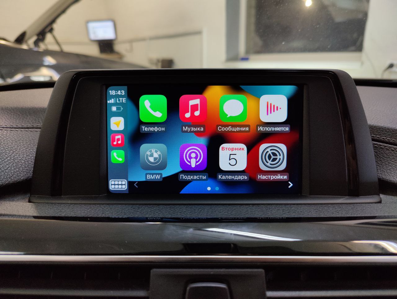 BMW F30 Carplay + iCam | DOPBMW